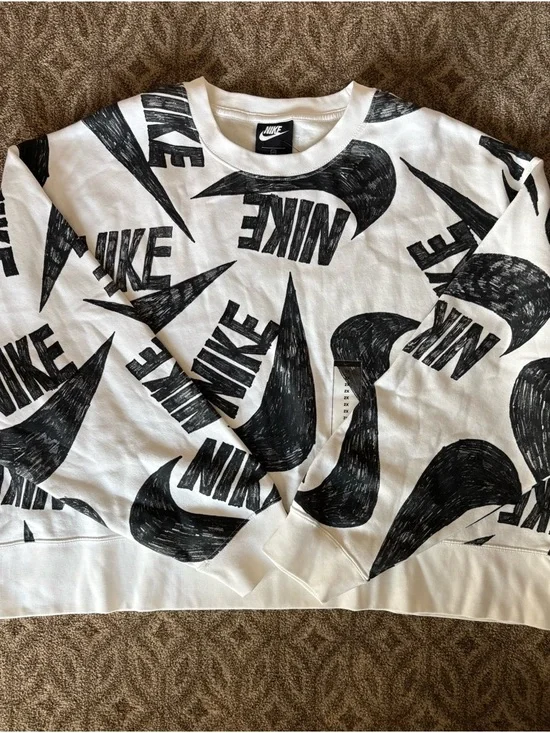 Unique brand new Nike White Sweatshirt with Black Graphic Logo - Picture 1 of 8